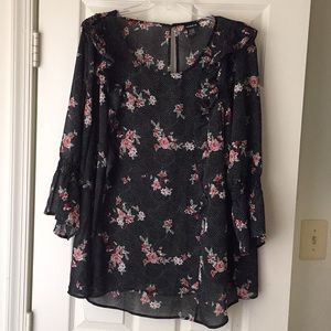 Torrid Ruffle Shirt Size 3